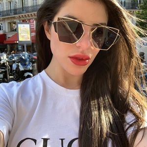 Meet your Posher, Eliana